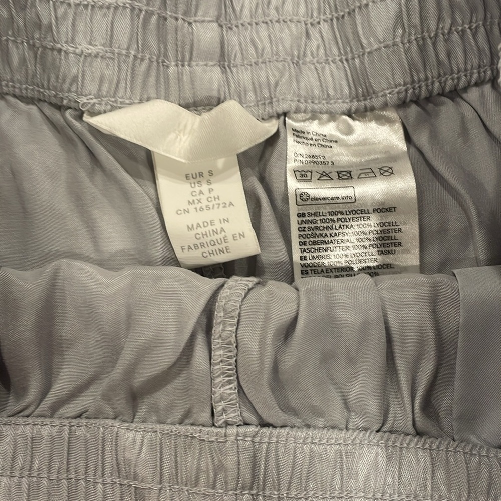 H&M Linen Blend Halter Top with Matching Bottoms Set - Picture 4 of 6